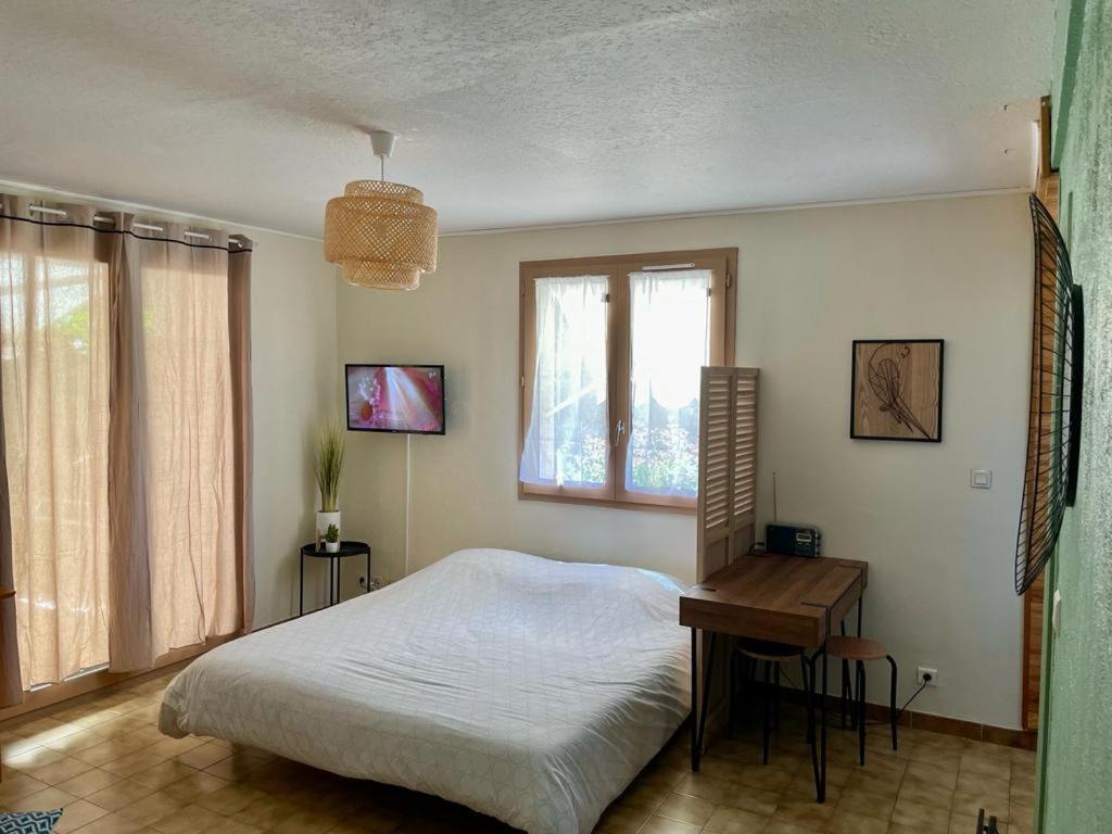 Studio - Greoux Les Bains Екстер'єр фото